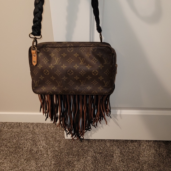 Vintage Boho Bags Louis Vuitton crossbody - Picture 5 of 9